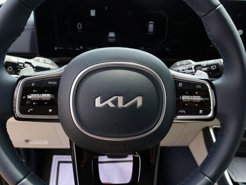 New 2026 Kia Carnival SX Prestige FWD image 31