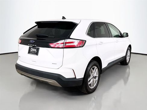 Used 2024 Ford Edge SEL AWD/4WD image 13