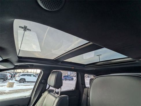 Certified 2018 Jeep Grand Cherokee High Altitude image 16