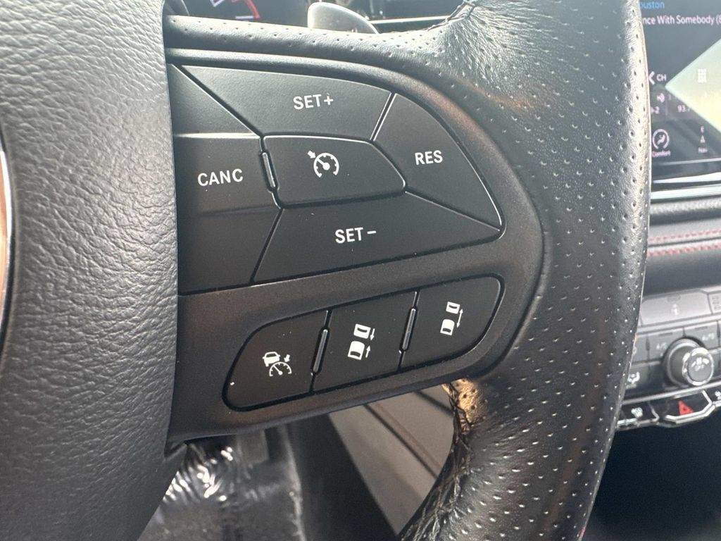 Used 2024 Dodge Durango GT AWD/4WD image 25