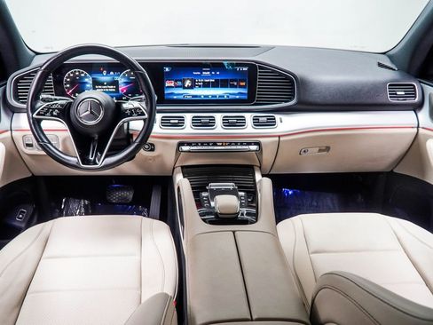 Used 2025 Mercedes-Benz GLE 350 4MATIC image 5