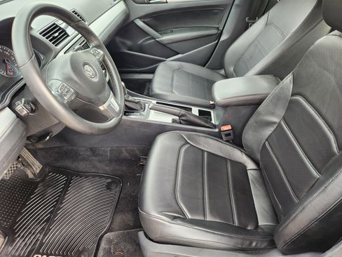 Used 2012 Volkswagen Passat 2.5 SE image 13