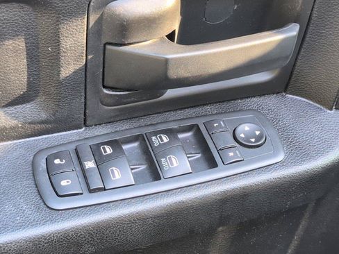 Used 2020 RAM 1500 Tradesman RWD image 18
