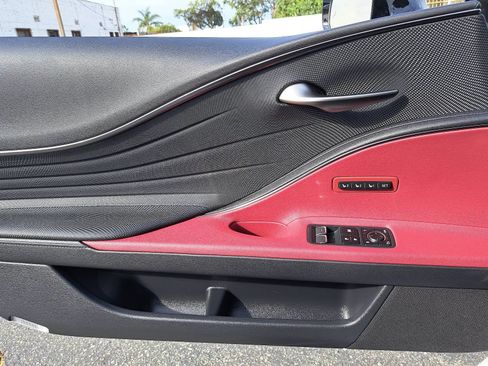Used 2024 Lexus LC 500 Convertible w/ Touring Package RWD image 27