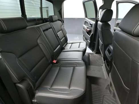 Used 2018 GMC Sierra 1500 SLT AWD/4WD image 47