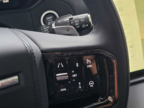 New 2024 Land Rover Range Rover Velar Dynamic SE image 26