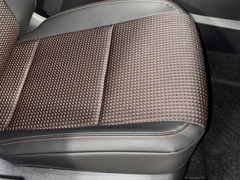 New 2026 Nissan Kicks SR w/ Cold Weather Package image 11