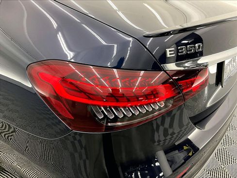 Used 2022 Mercedes-Benz E 350 Sedan image 27