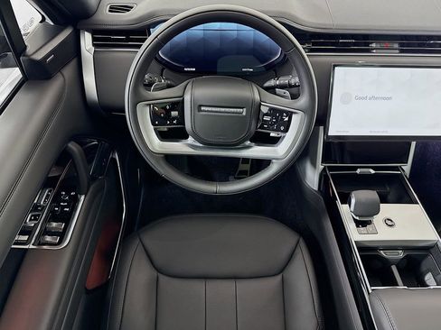New 2026 Land Rover Range Rover Long Wheelbase SE AWD/4WD image 10