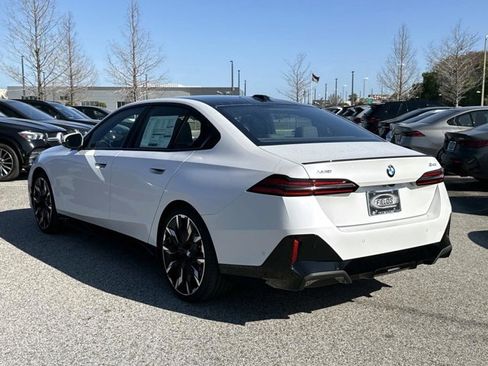 New 2026 BMW 540i xDrive w/ M Sport Package image 5