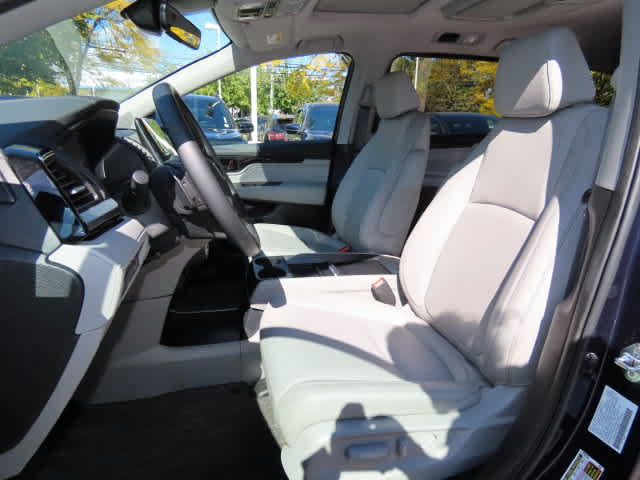 Used 2024 Honda Odyssey Touring image 13