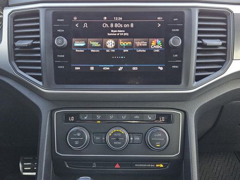 Used 2021 Volkswagen Atlas Cross Sport SE w/ Panoramic Sunroof Package image 12