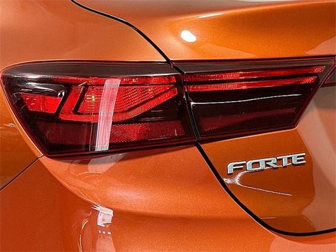 Used 2023 Kia Forte LXS w/ LXS Technology Package image 31