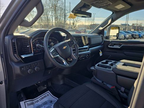 New 2026 Chevrolet Silverado 3500 LT w/ Convenience Package image 3