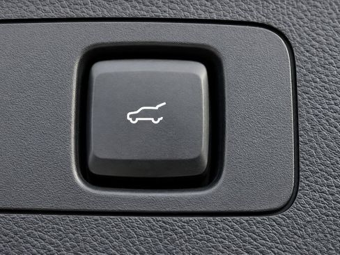 Used 2020 Lincoln Corsair Reserve w/ Equipment Group 202A AWD/4WD image 39