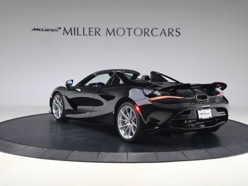 New 2026 McLaren 750S Spider RWD image 4