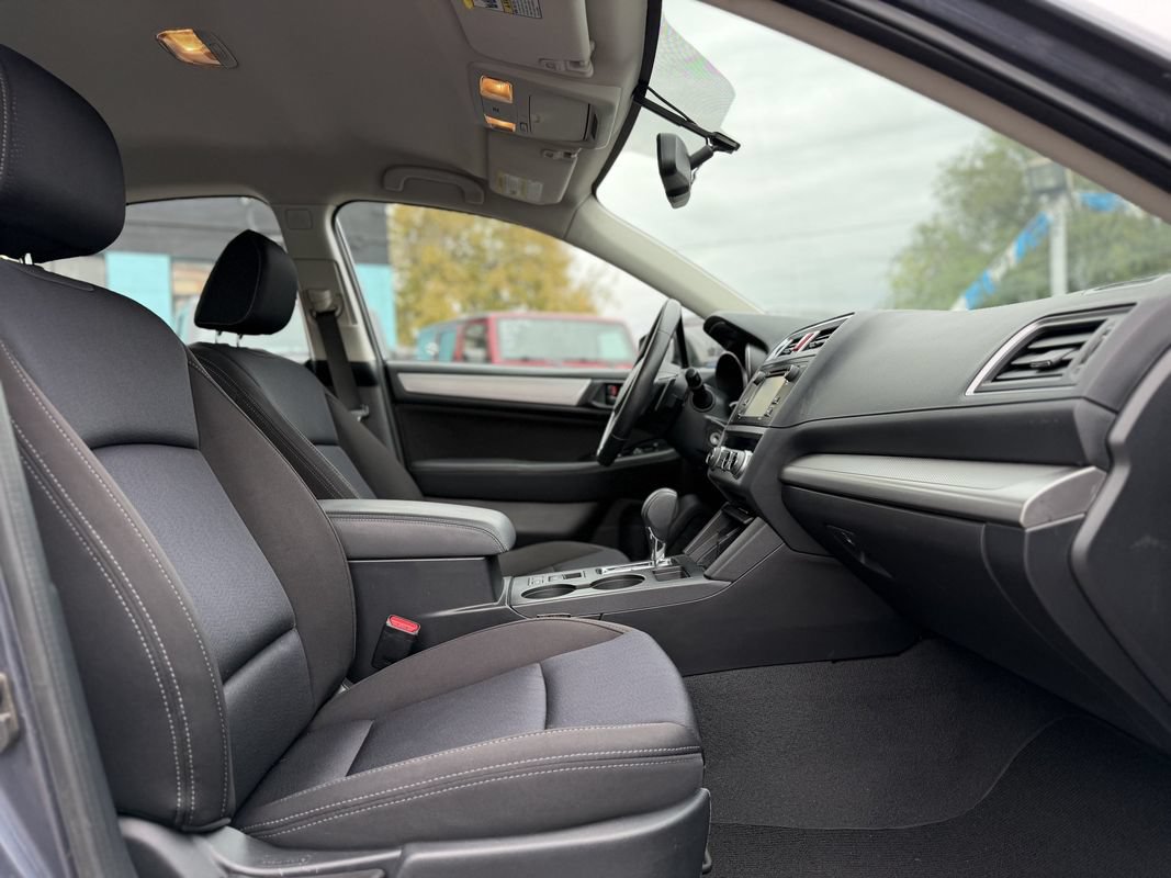 Used 2015 Subaru Legacy 2.5i AWD/4WD image 12