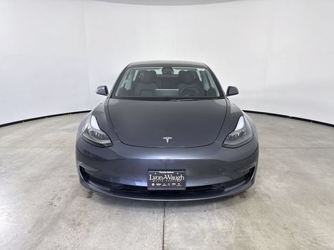 Used 2022 Tesla Model 3 Long Range AWD/4WD image 10