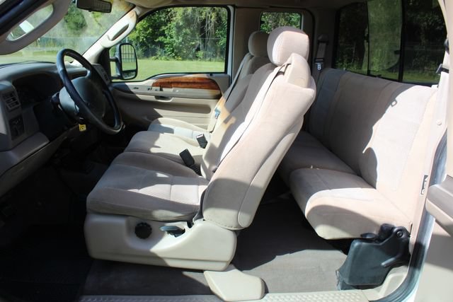 Used 2003 Ford F250 XLT AWD/4WD image 19