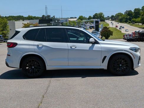 Used 2022 BMW X5 xDrive40i w/ M Sport Package AWD/4WD image 7