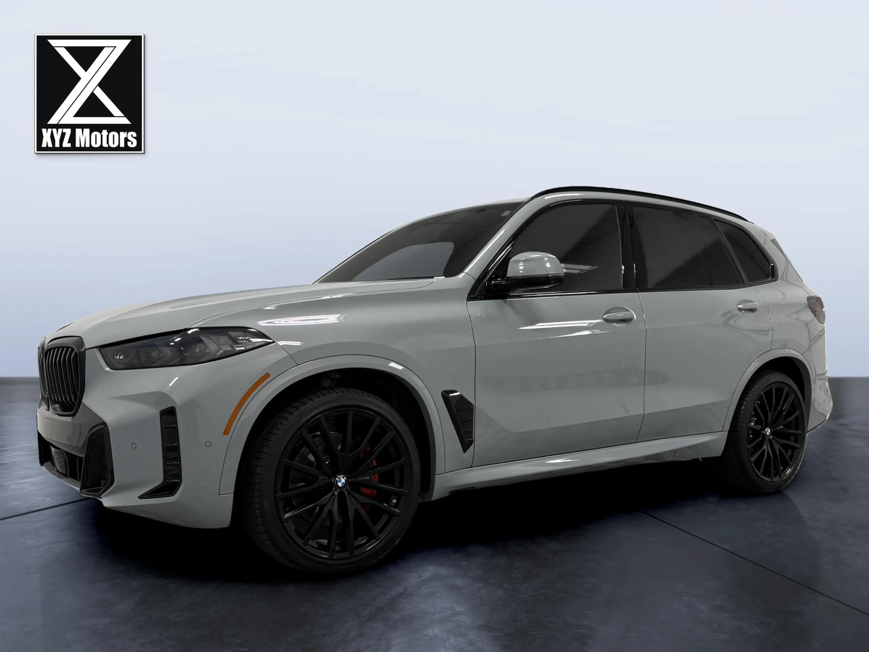 Used 2024 BMW X5 xDrive40i w/ M Sport Package AWD/4WD image 2