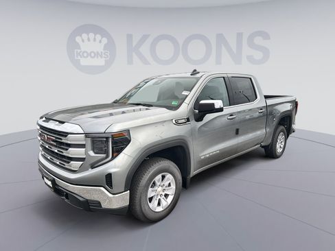 New 2026 GMC Sierra 1500 SLE image 1