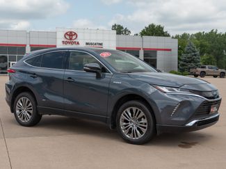 Used 2021 Toyota Venza Limited w/ Advanced Technology Package AWD/4WD video 1
