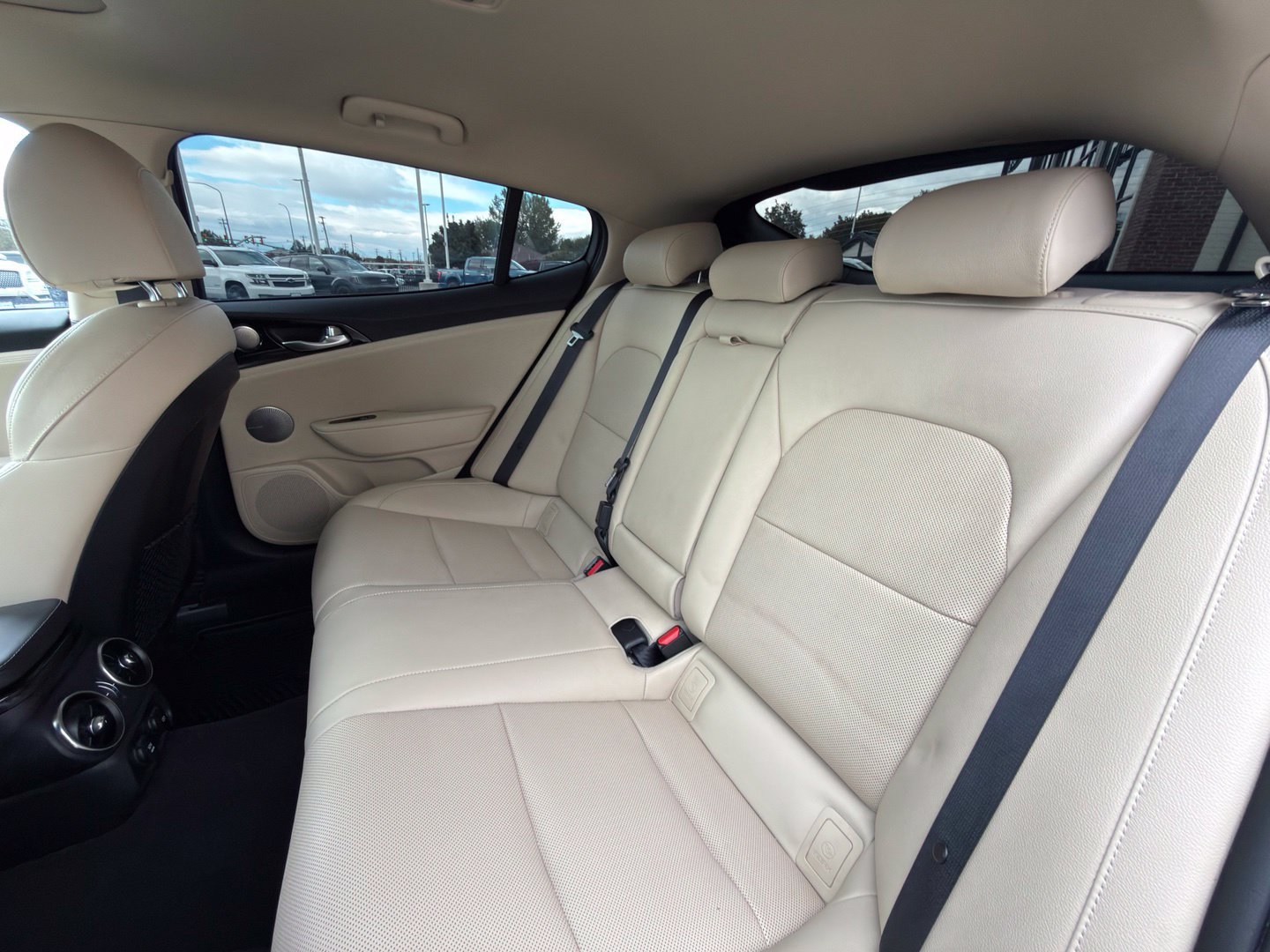 Used 2023 Kia Stinger GT-Line w/ Sun & Sound Package AWD/4WD image 23