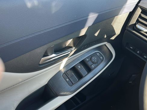 New 2026 Nissan Sentra SL w/ Floor Mat Package FWD image 13