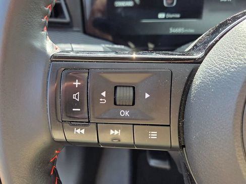 Used 2025 Nissan Kicks SR w/ Illumination Package FWD image 24
