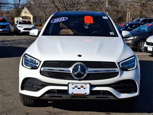 Used 2022 Mercedes-Benz GLC 300 4MATIC image 2
