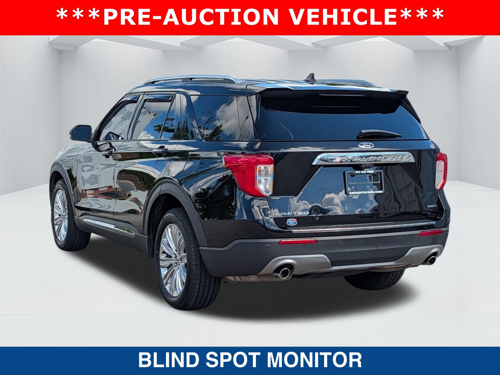 Used 2021 Ford Explorer Limited w/ Hybrid Equipment Group 310A AWD/4WD image 7