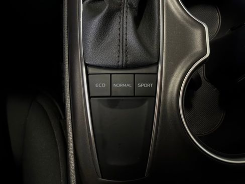 Used 2024 Toyota Camry LE image 21