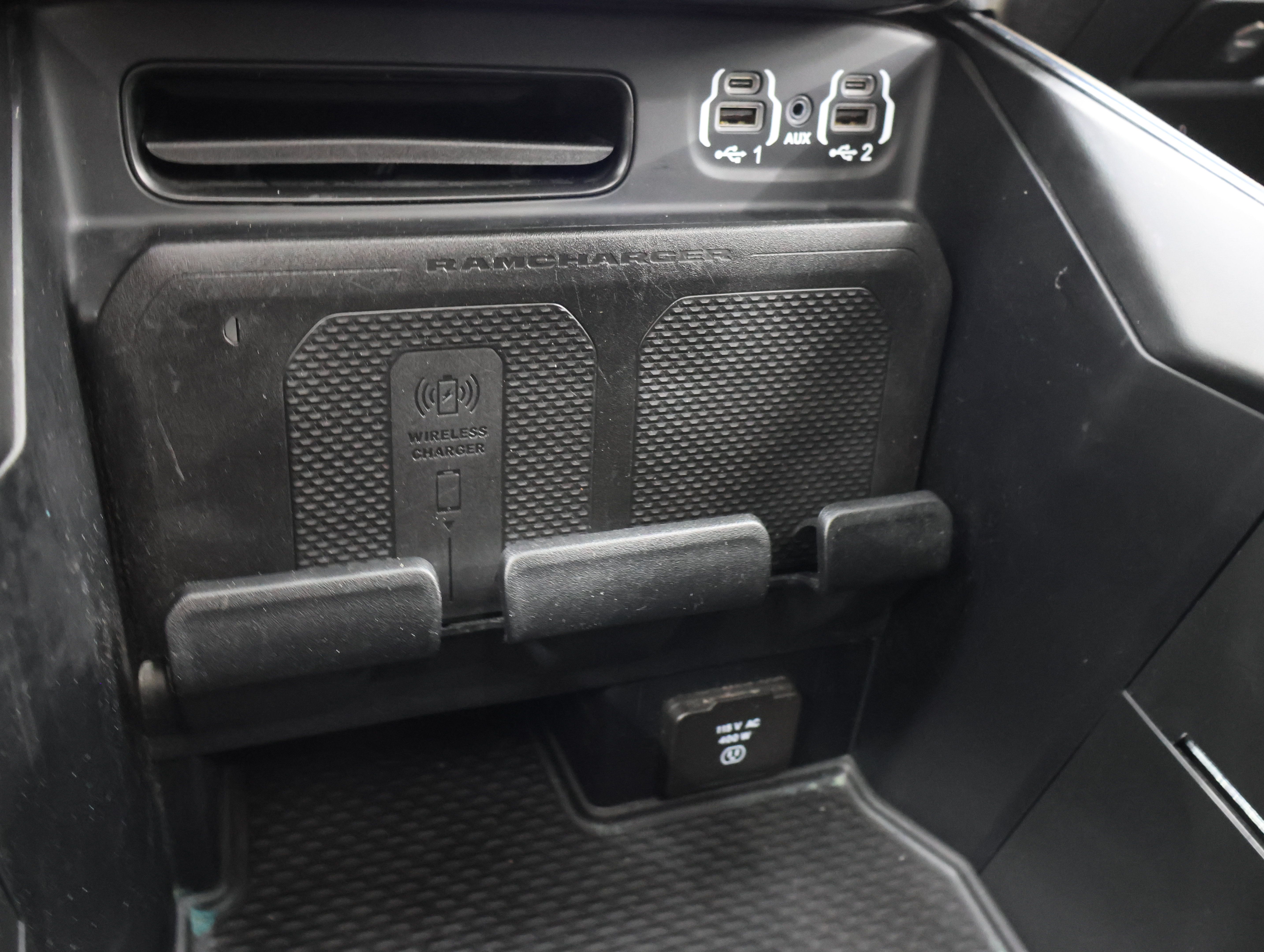 Used 2024 RAM 2500 Laramie AWD/4WD image 43