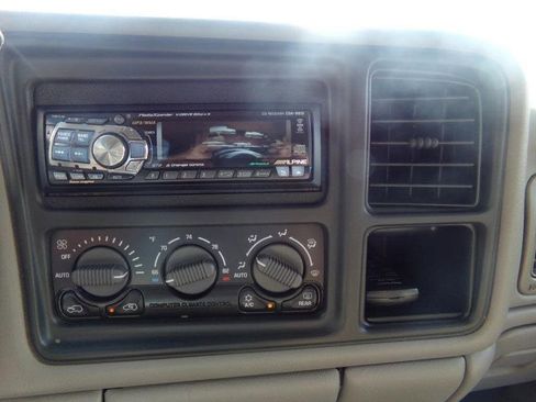 Used 2002 Chevrolet Silverado 3500 LT w/ Off-Road Skid Plate Pkg image 12