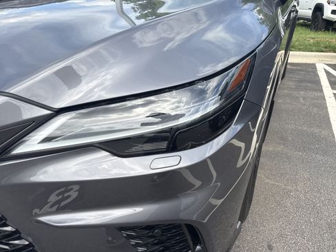 Used 2023 Lexus RX 500h F Sport AWD/4WD image 12