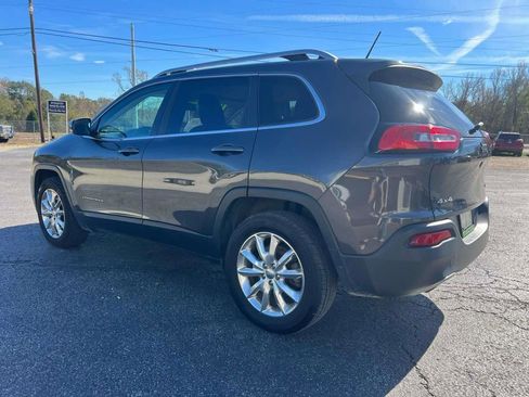 Used 2015 Jeep Cherokee Limited image 3