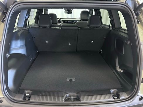 New 2026 Jeep Cherokee Overland image 30