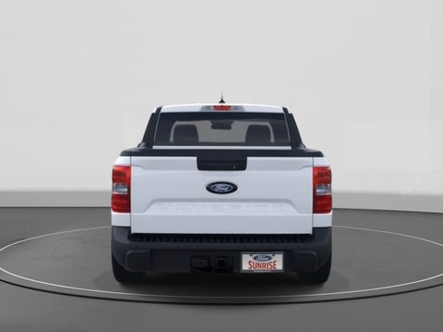 New 2025 Ford Maverick XLT w/ XLT Luxury Package image 5
