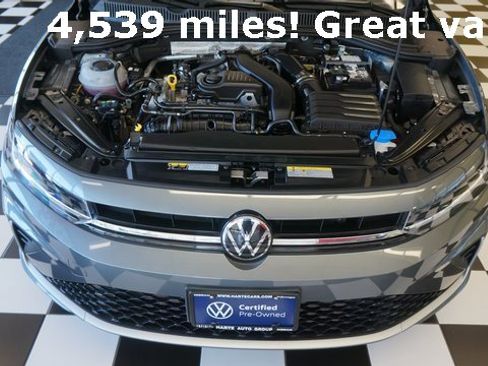 Certified 2025 Volkswagen Jetta SE image 66