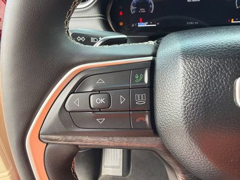 Used 2023 Jeep Grand Cherokee L Limited RWD image 25
