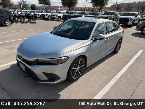 Used 2022 Honda Civic Touring image 1