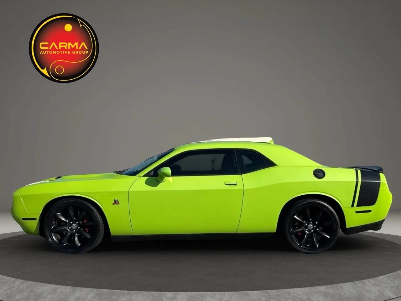Used 2015 Dodge Challenger R/T Scat Pack w/ Leather Interior Group RWD image 2