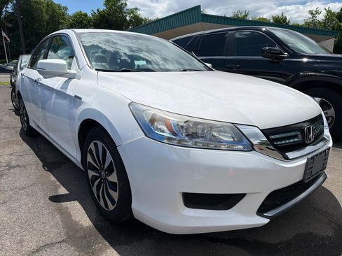 Used 2015 Honda Accord Touring image 3
