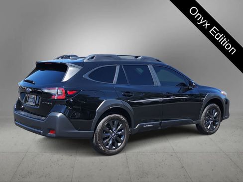 Used 2024 Subaru Outback Onyx Edition AWD/4WD image 8