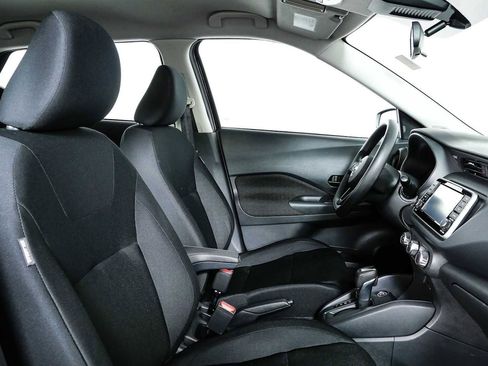 Used 2024 Nissan Kicks S FWD image 21