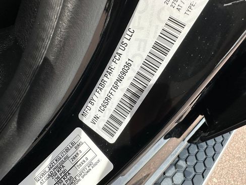 Used 2023 RAM 1500 Big Horn AWD/4WD image 9