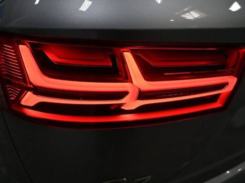 Used 2018 Audi Q7 3.0T Prestige w/ Prestige Package AWD/4WD image 39