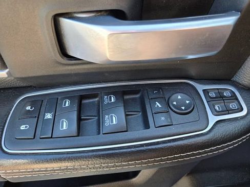 Used 2024 RAM 2500 Big Horn AWD/4WD image 41