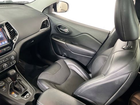 Used 2022 Jeep Cherokee Limited image 22